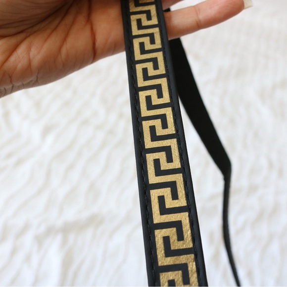 ‼️SOLD‼️ Versace Parfums | Black and Gold Medusa Crossbody Bag - Picture 5 of 6